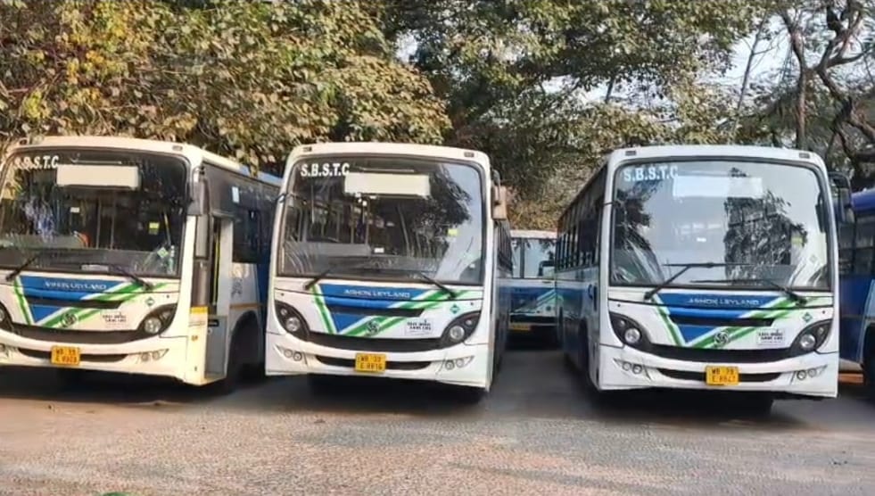 दुर्गापुर में हरित परिवहन को बढ़ावा, नई सीएनजी बसें शुरू 2 IMG 20260116 WA0100