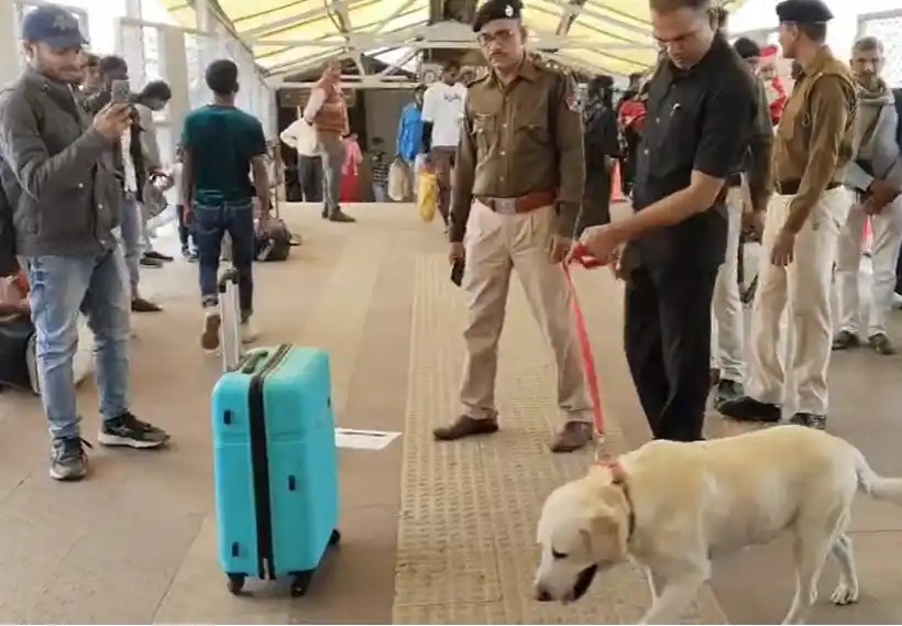 रविवार को गणतंत्र दिवस पूर्व आसनसोल स्टेशन पर कड़ी सुरक्षा