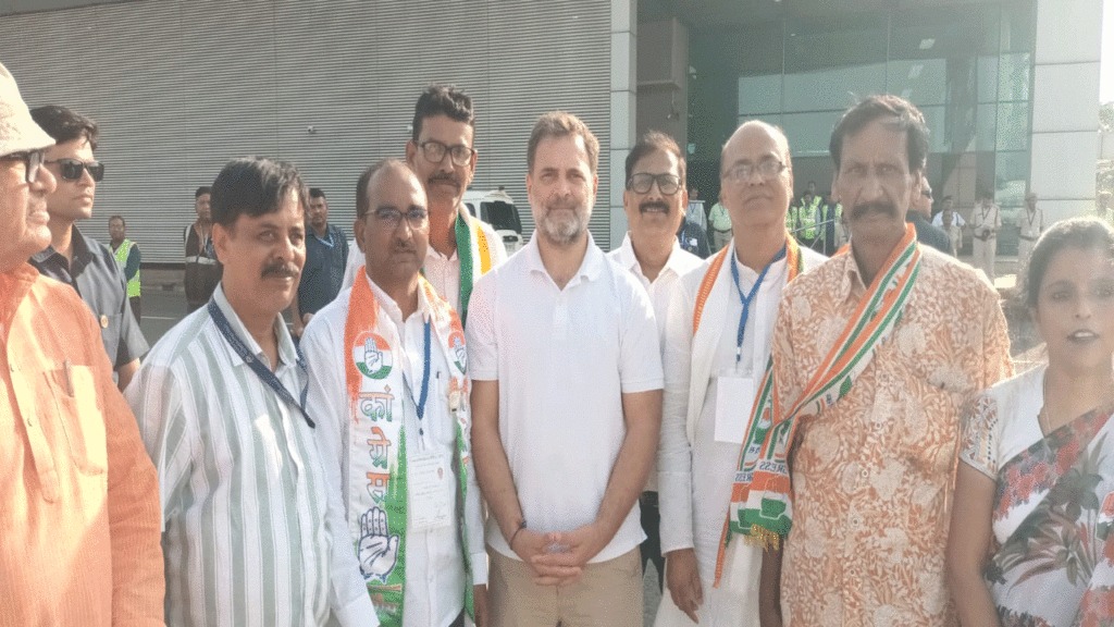 बंगाल चुनाव प्रचार तेज, राहुल गांधी ने रैलियों के बाद अंडाल से भरी वापसी