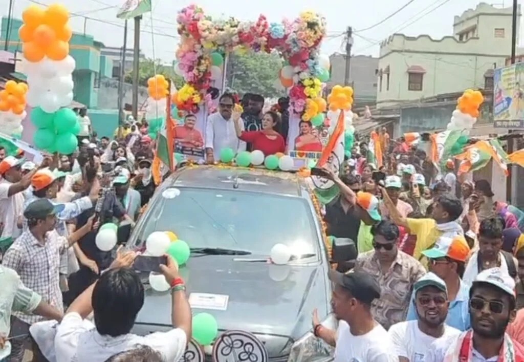 जामुड़िया में कोयल मलिक का रोड शो, तृणमूल प्रचार तेज