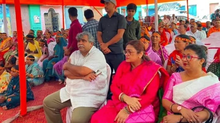 रामकृष्ण डंगाल में शिव चर्चा संग भाजपा सम्मान, कृष्णेंदु बोले—जनता विश्वास से मिली सेवा 2 IMG 20260811 WA0061